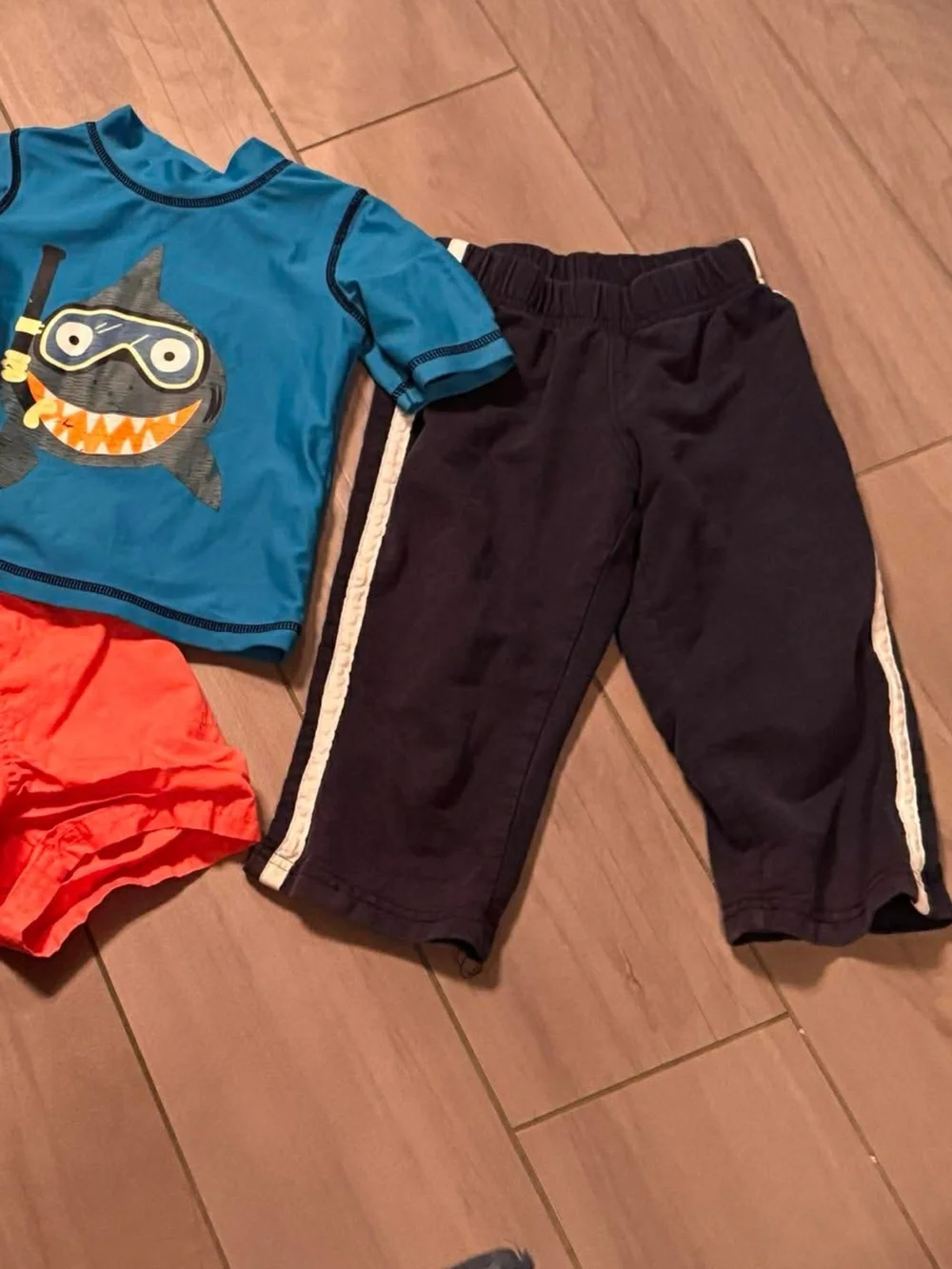 13pc bundle lot 18m 4shirts 5shorts 2onesies 1swim shorts 1pants no stains